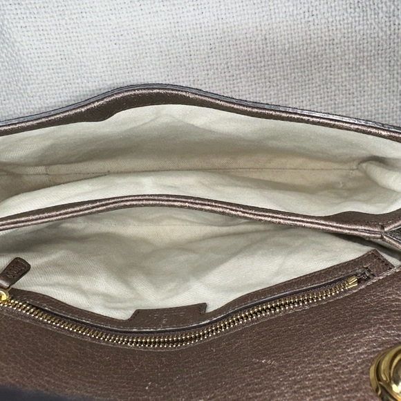Gucci Beige and Gold Shoulder Bag - Picture 7 of 7